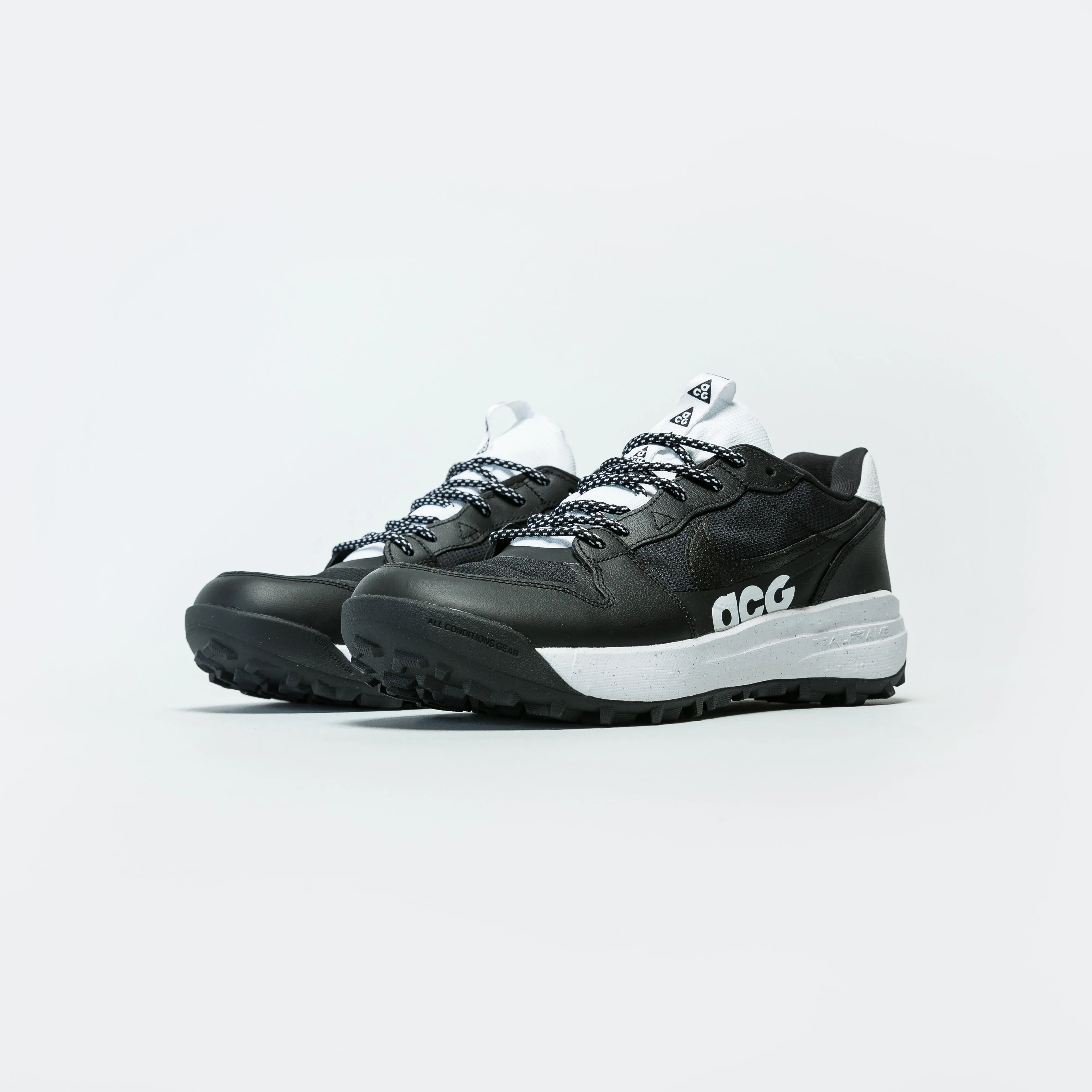 ACG Lowcate - Black/White/Black